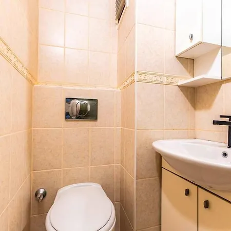 Apartamento With Terrace And Seaview In Selimiye, Uskudar *