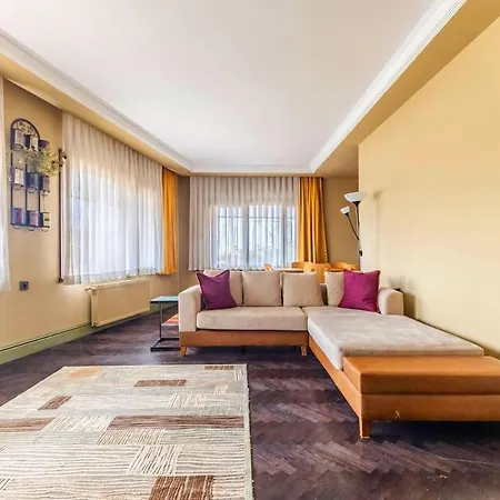Apartment With Terrace And Seaview In Selimiye, Uskudar