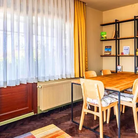 With Terrace And Seaview In Selimiye, Uskudar Apartment